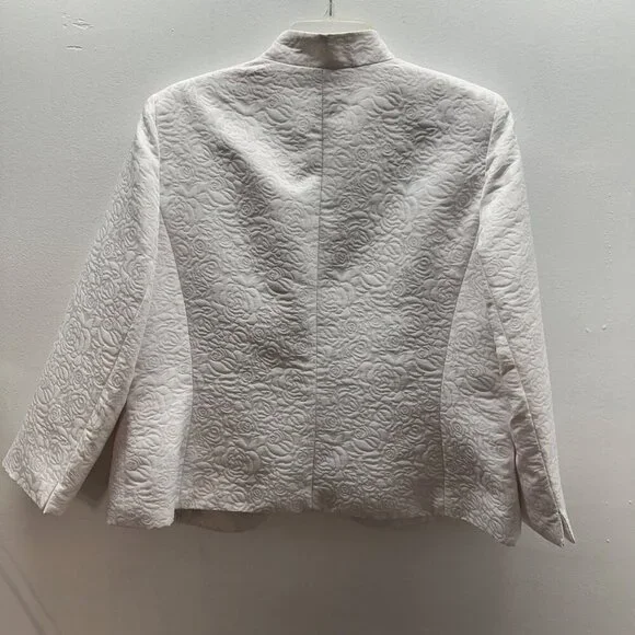 black label size 12 white - Picture 7 of 9